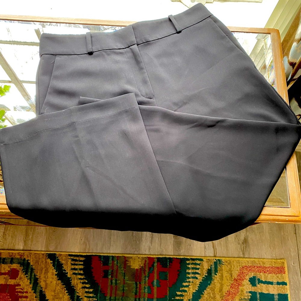 Ann Taylor Factory ankle length flare leg pants; SZ 10. Perfect work pants.